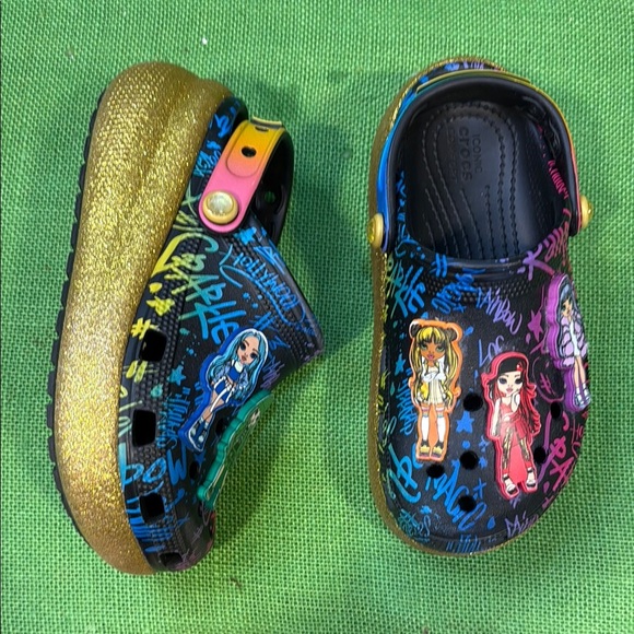 RARE Colorful Kids Crocs Rainbow High Cutie Crush Clogs size 2J - Picture 12 of 14